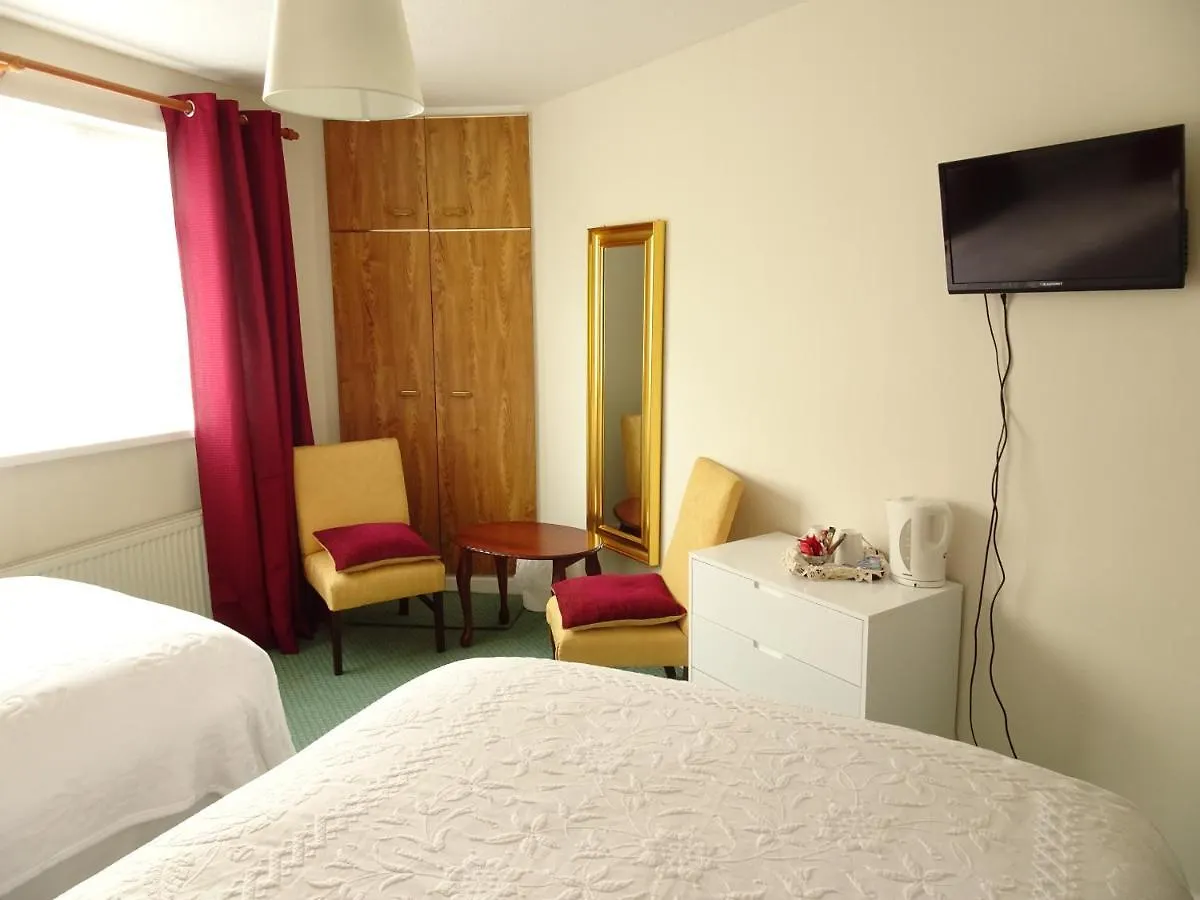 Bed & Breakfast Riverside House Donegal Town