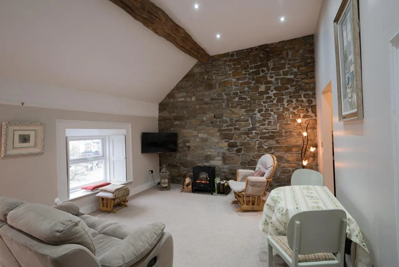 Charming 2-bed In Centre Donegal Town