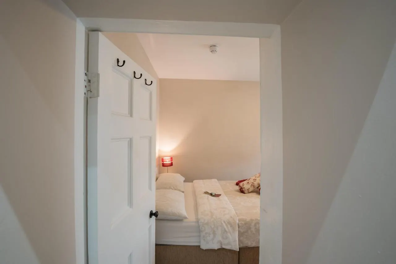 Charming 2-bed In Centre Holiday home