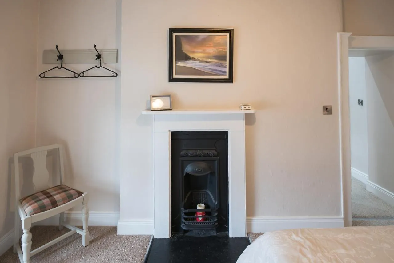Charming 2-bed In Centre Donegal Town