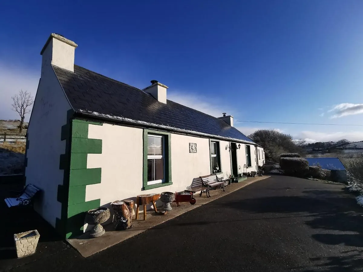 Holiday home New Listing - Ladybird - Donegal - Wild Atlantic Way