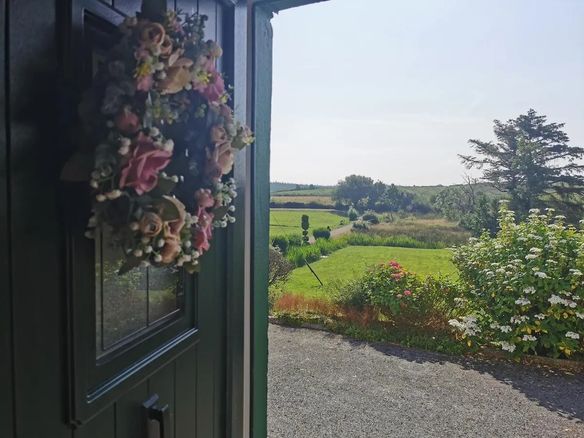 New Listing - Ladybird - Donegal - Wild Atlantic Way Holiday home *