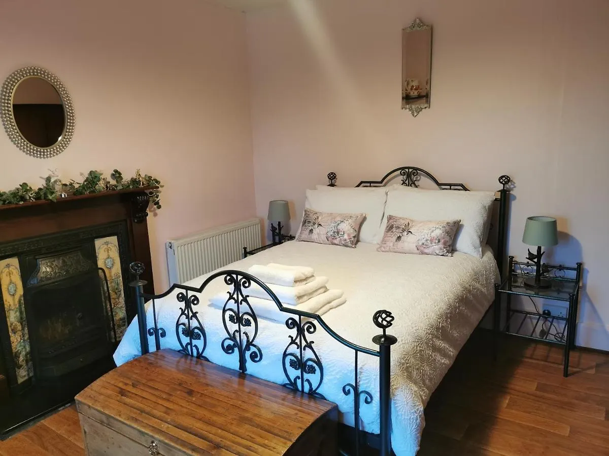 New Listing - Ladybird - Donegal - Wild Atlantic Way Holiday home *