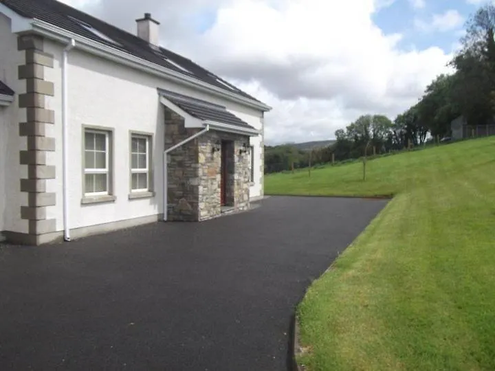 Ashwood Donegal