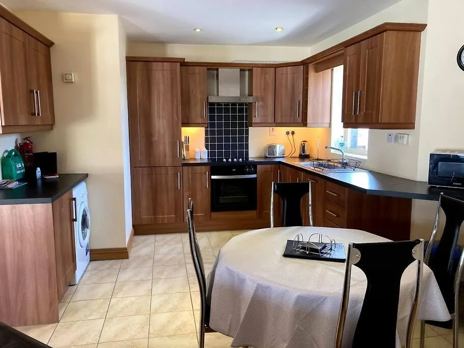 Charlies Lane Apartment Donegal Town