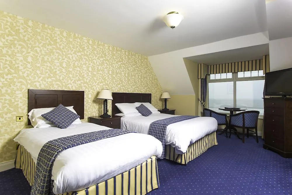 The Sandhouse And Marine Hotel 4*