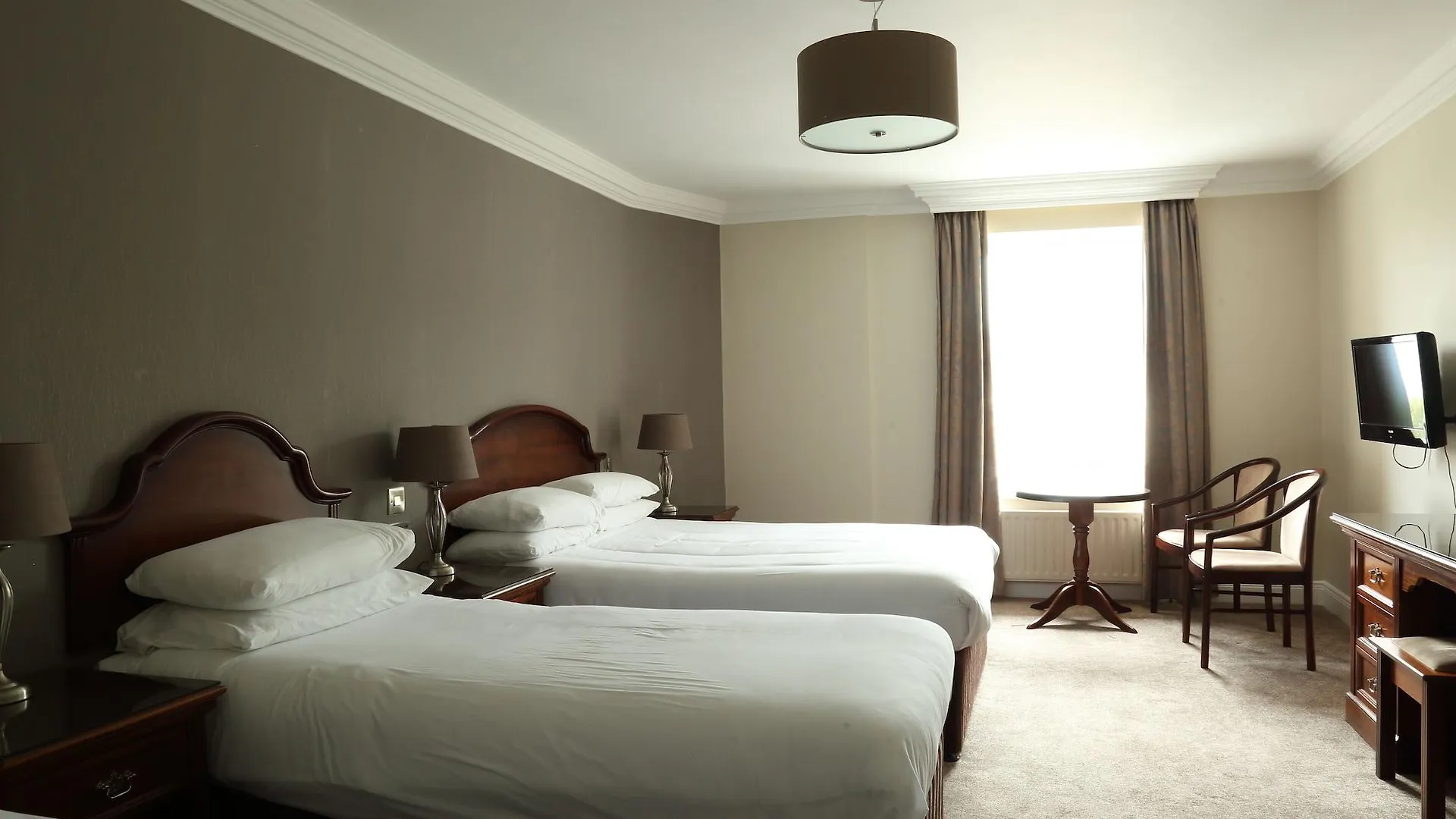 Abbey Donegal Hotel 3*