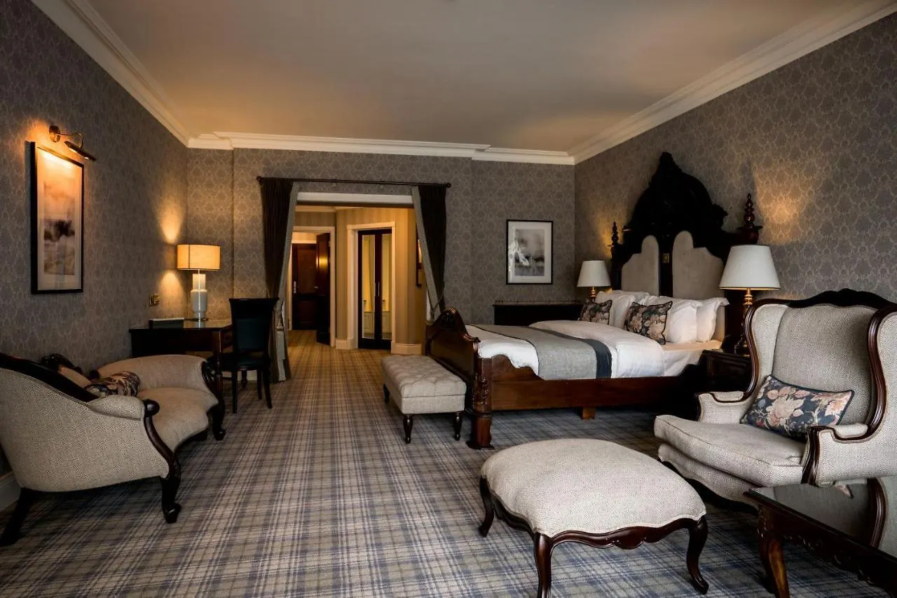 Hotel Harvey's Point 4*