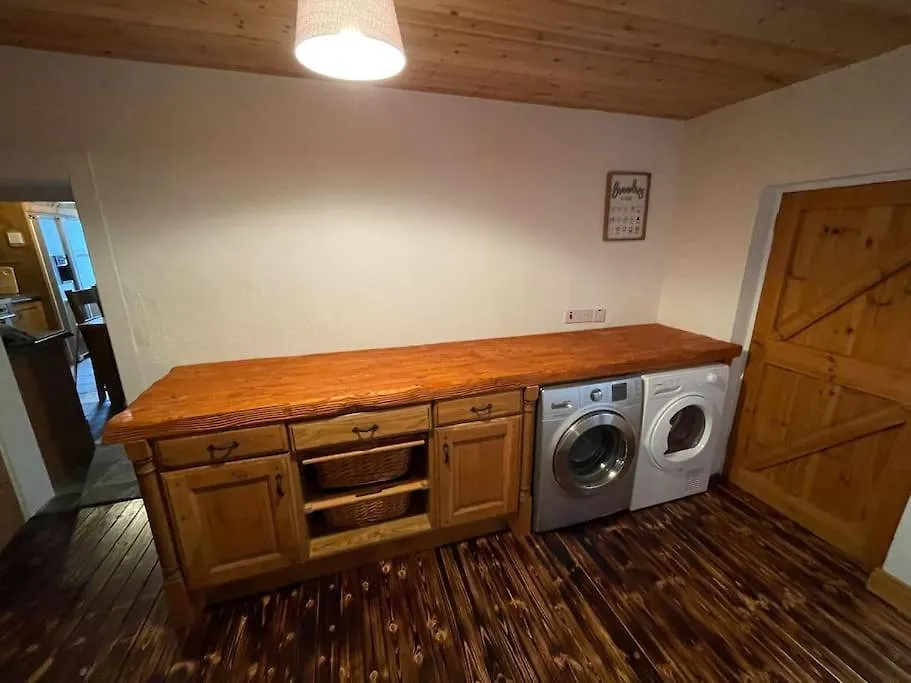 John The Mills Spahot Tub Private *