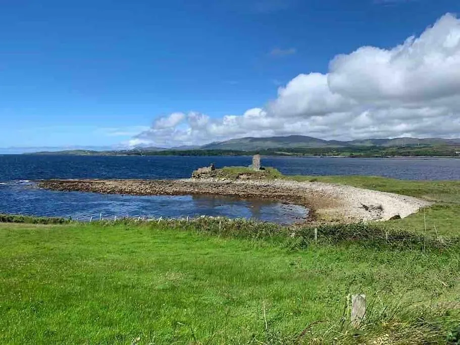 Holiday home Bumblebee Donegal Town