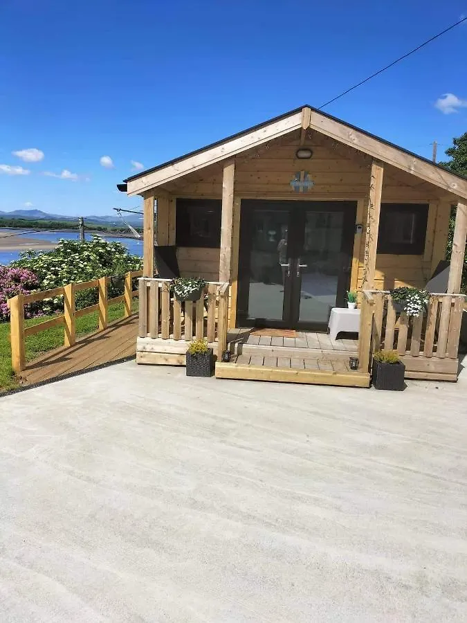 Chalet Sea Breeze Cabin Donegal Town