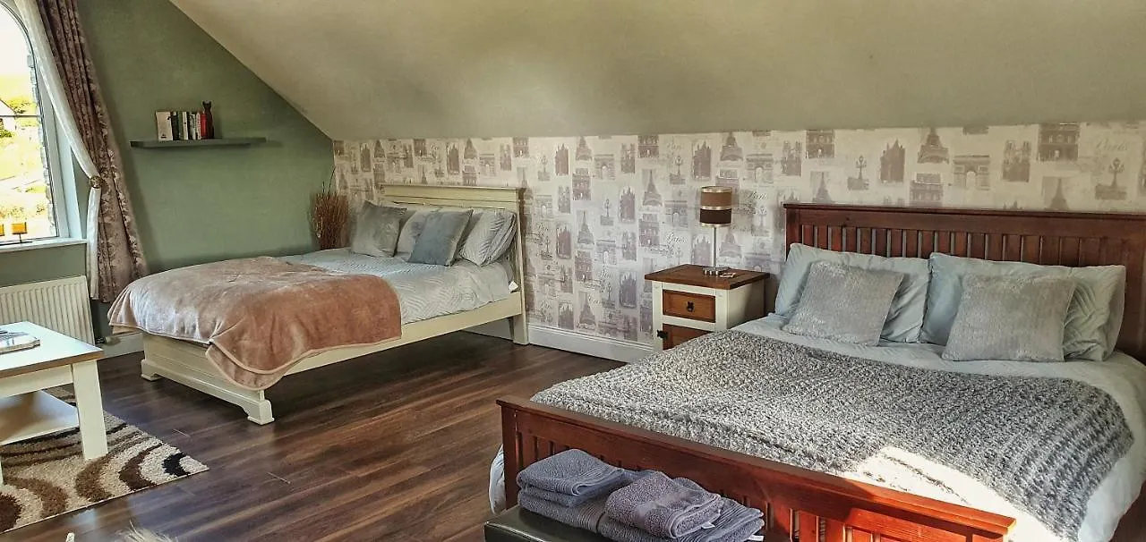 Tully View House Holiday home *