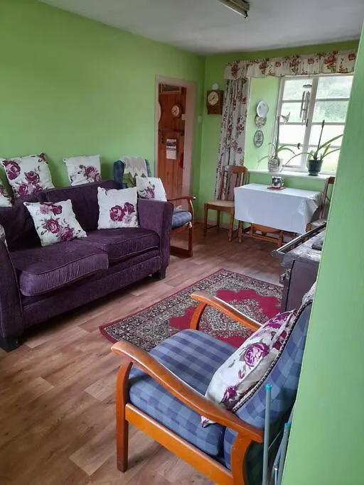 Granny's Cottage, A Lovely Lakeside * Donegal Town