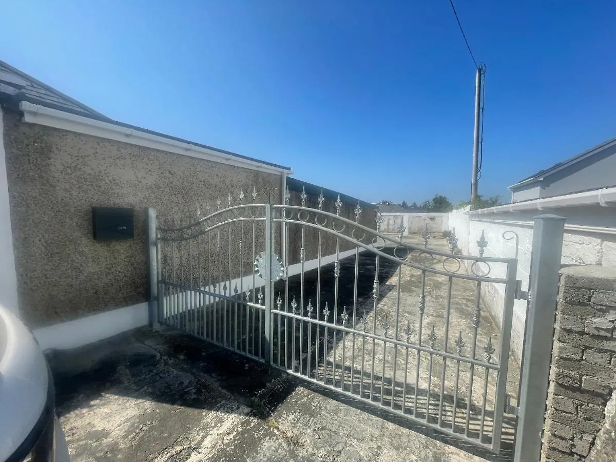 Holiday home Mcbride's Bungalow, Chapel Road Dungloe *