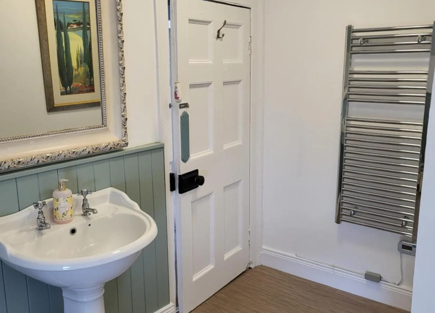 Charming 2-bed In Centre * Donegal Town