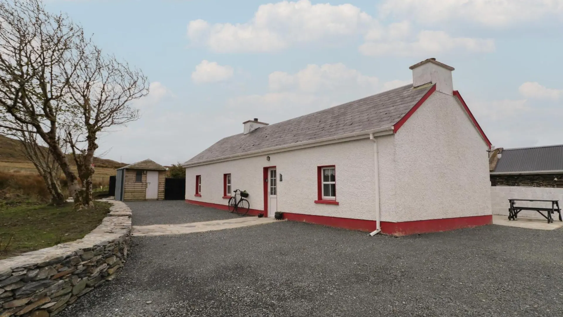 Teach Phaidi Mhoir * Donegal Town