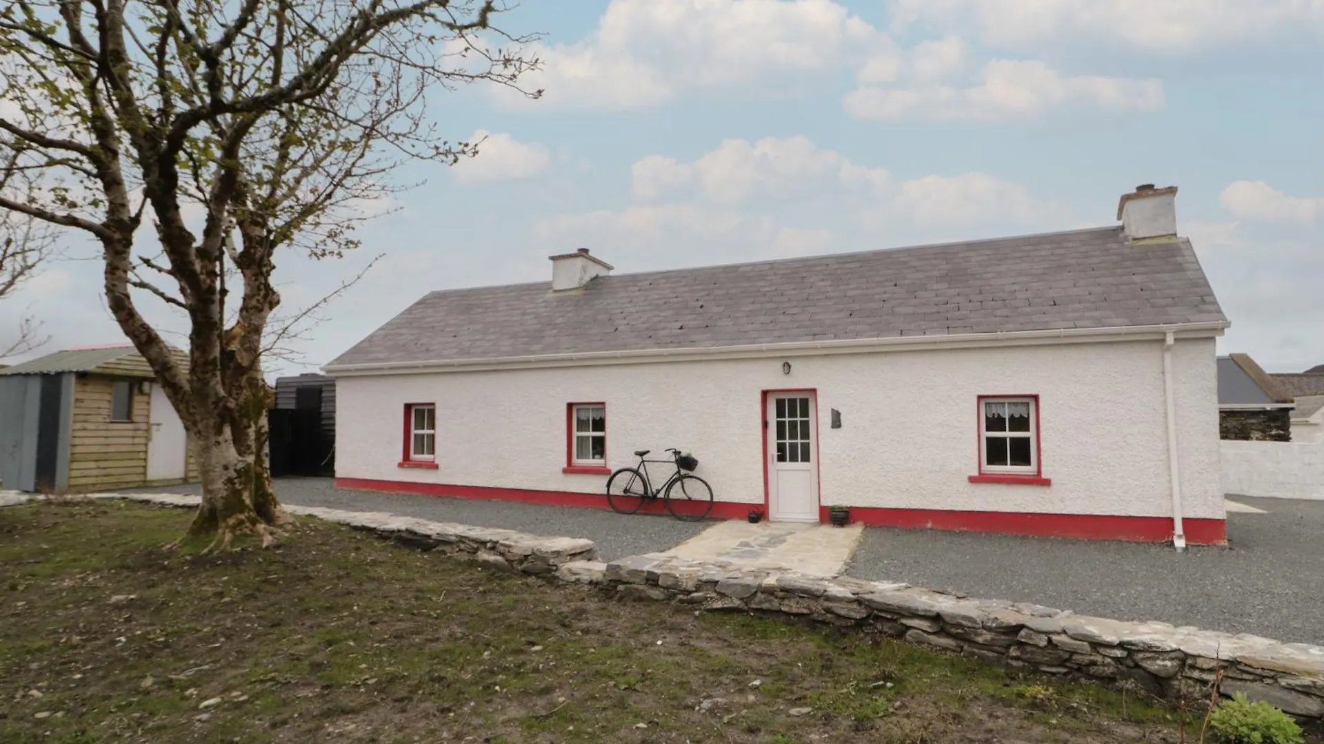 Teach Phaidi Mhoir Donegal Town