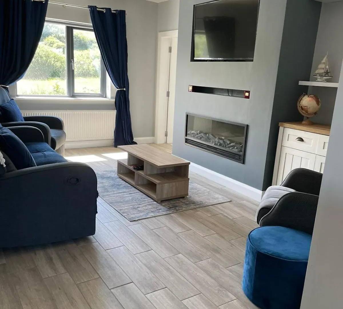 Innis Breeze - Between Murvagh & Rossnowlagh Beaches * Donegal Town