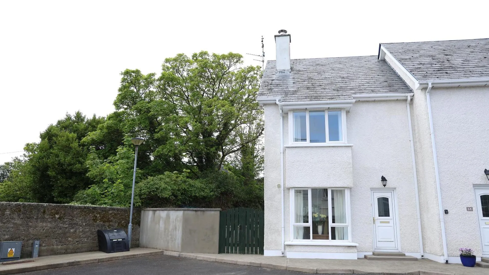 Churchmews A Lovely 3 Bedroom With Golf, Fishing And Seaside Holiday home Donegal Town
