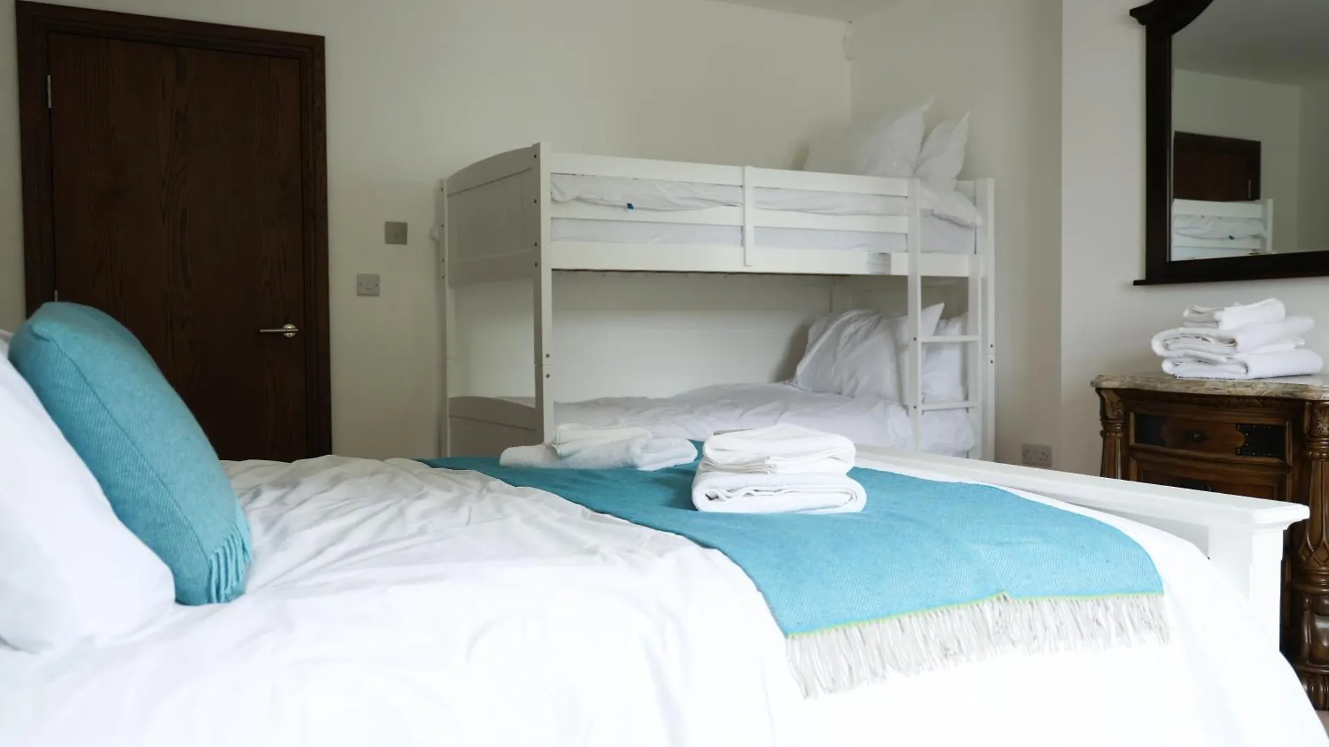 Meadow View House - Spacious Family Retreat In The Heart Of Donegal