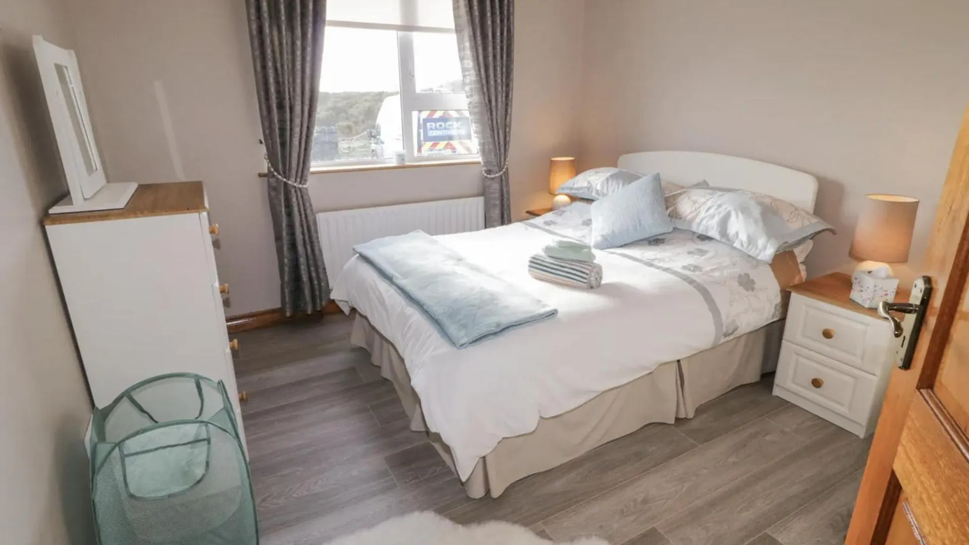 Breezy Point Apartment Portnoo