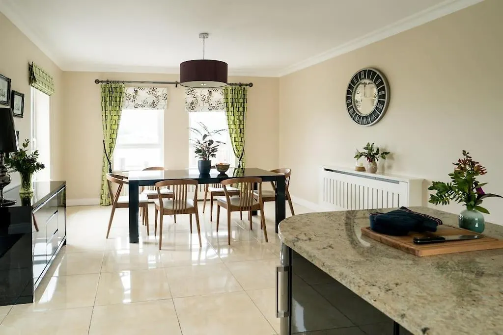 Holiday home Carntullagh Heights *