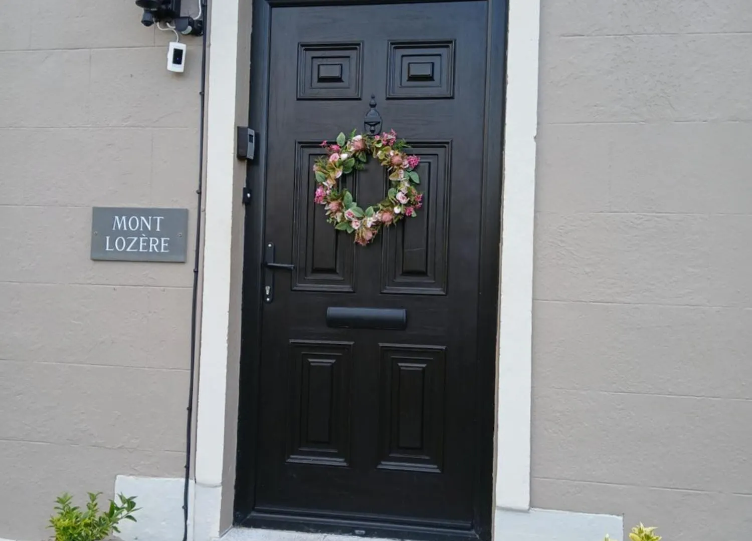 A Classic Donegal Townhouse Holiday home