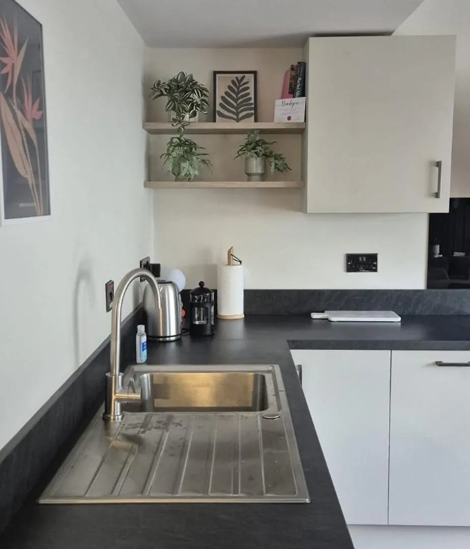 Sleek Modern Design - 2 Bed In Apartment Donegal Town