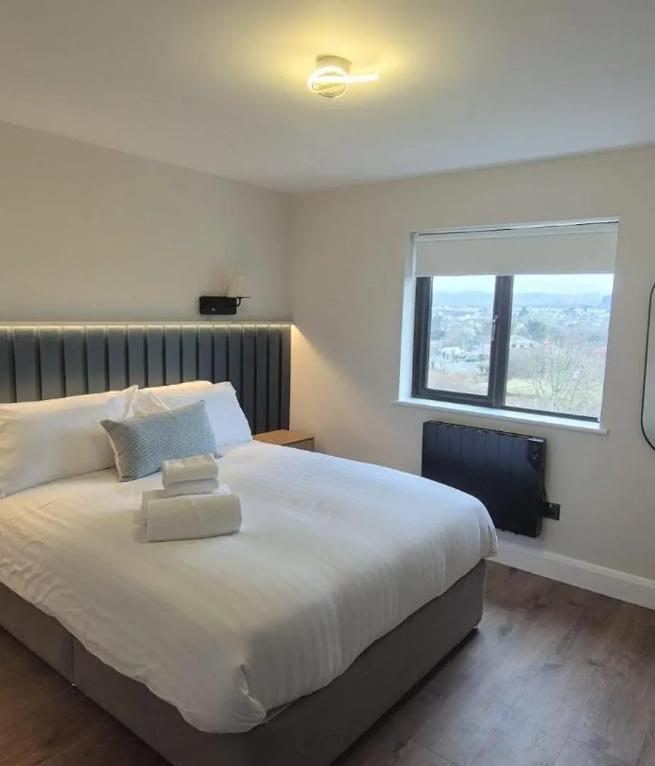 Apartment Sleek Modern Design - 2 Bed In