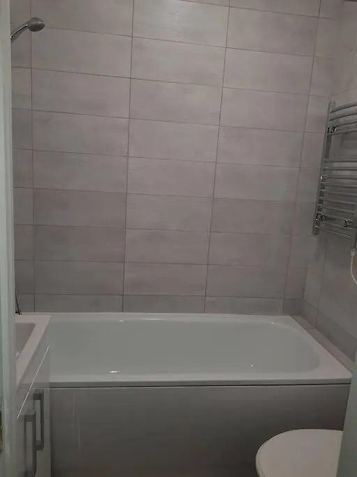 Ardara Town Centre 2 Bed Donegal Town