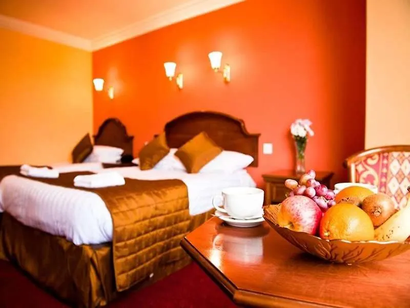 Donegal Hotel