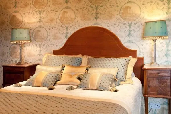 Ardeevin Guest Bed & Breakfast Donegal Town