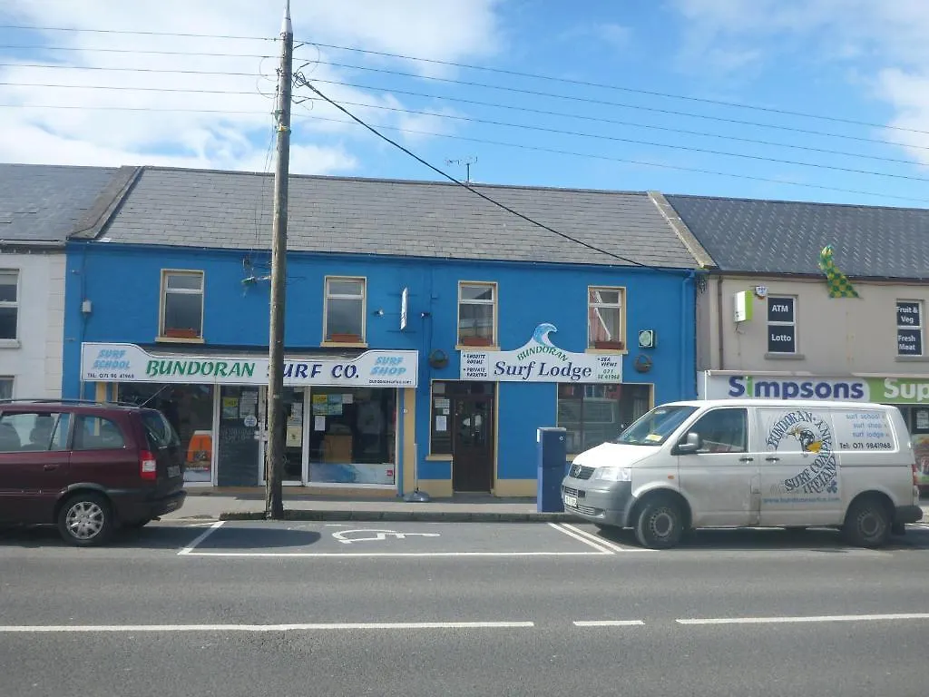 Surf Hostel *