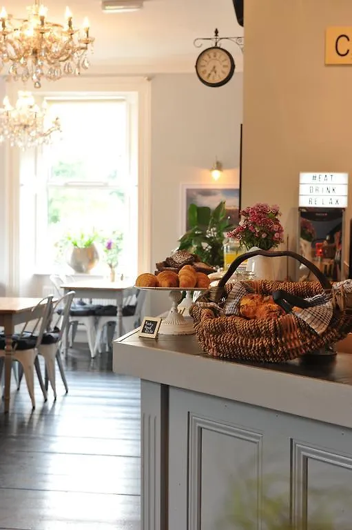 The Gateway Bed & Breakfast