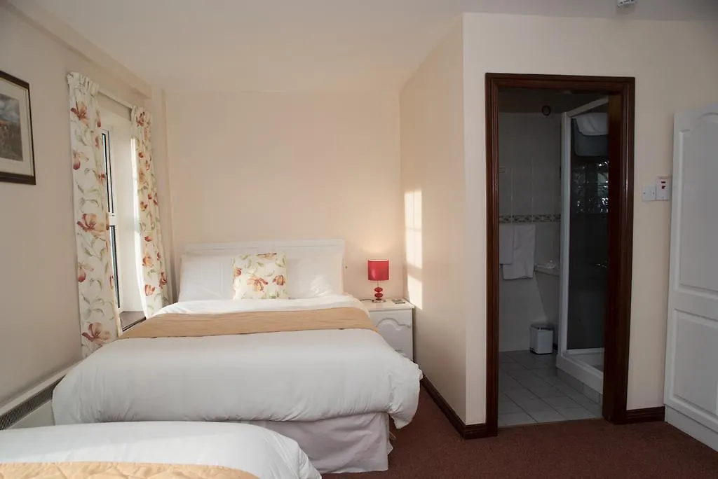 Diamond Lodgings *