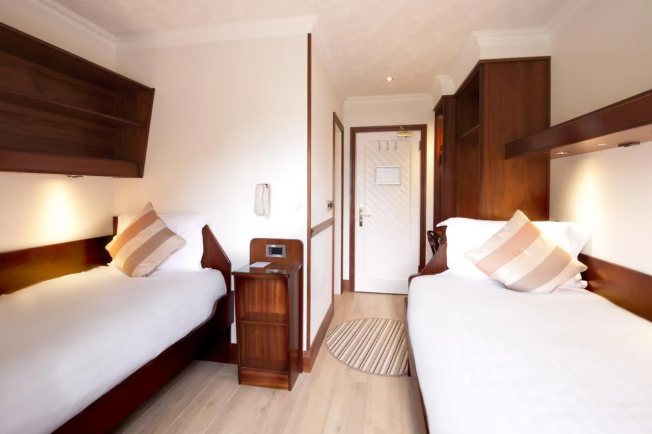 The @ Harvey's Point Bed & Breakfast