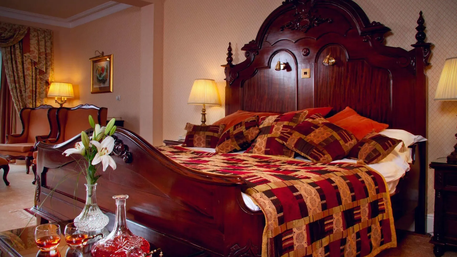 Hotel Harvey's Point 4*