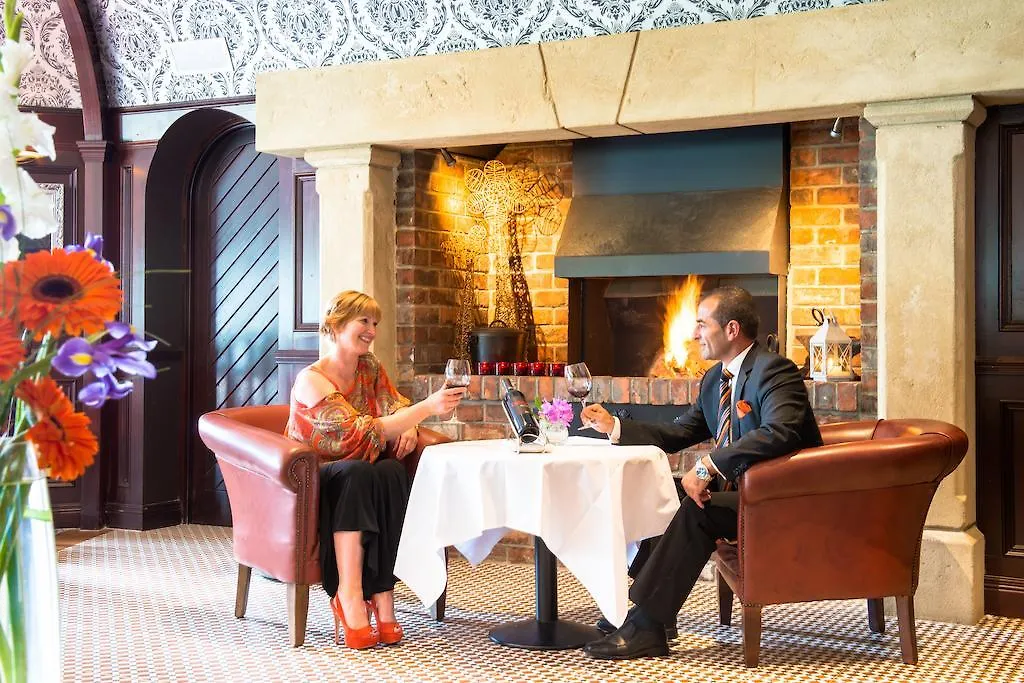 Hotel Harvey's Point 4*