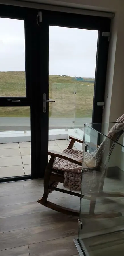 No 5 Sandycove *