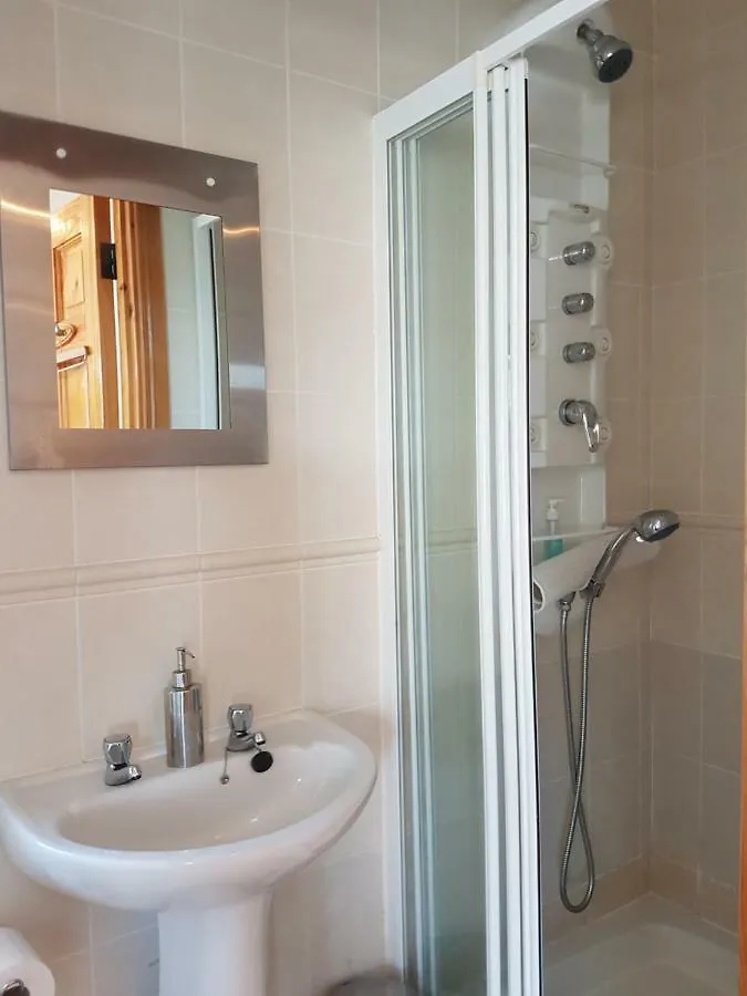 Apartment Hillcrest House Self Catering