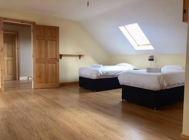 Holiday home Leghowney House *