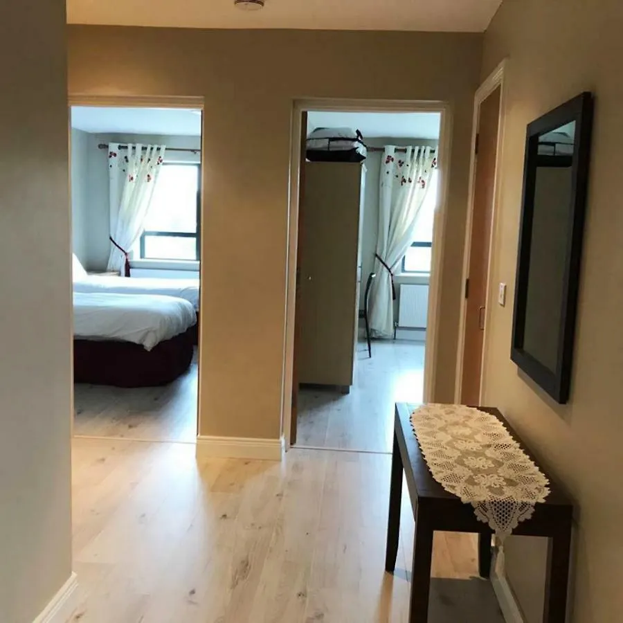 Dunmill Apartment *