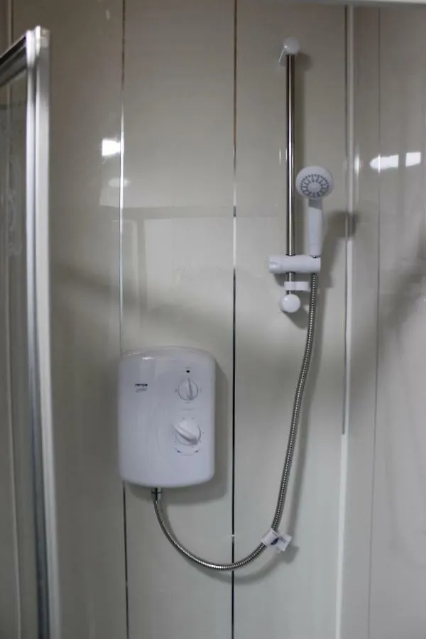 Donegal Lodgings - Apt 3 - Br En-suite Apartment *